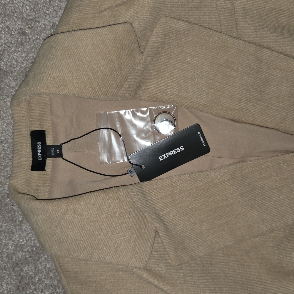 Express Blazer - Picture 7 of 16